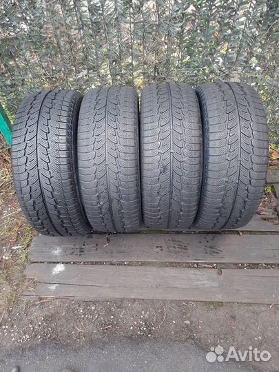 Powertrac Snowtour 205/55 R16