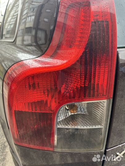 Фонарь задний левый volvo xc90