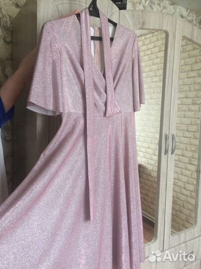 Продам праздничное платье