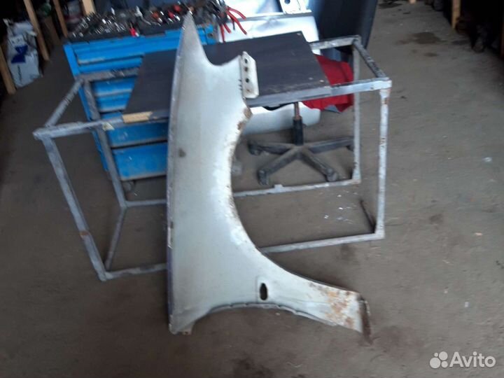 Крыло переднее левое Опель Вектра Б