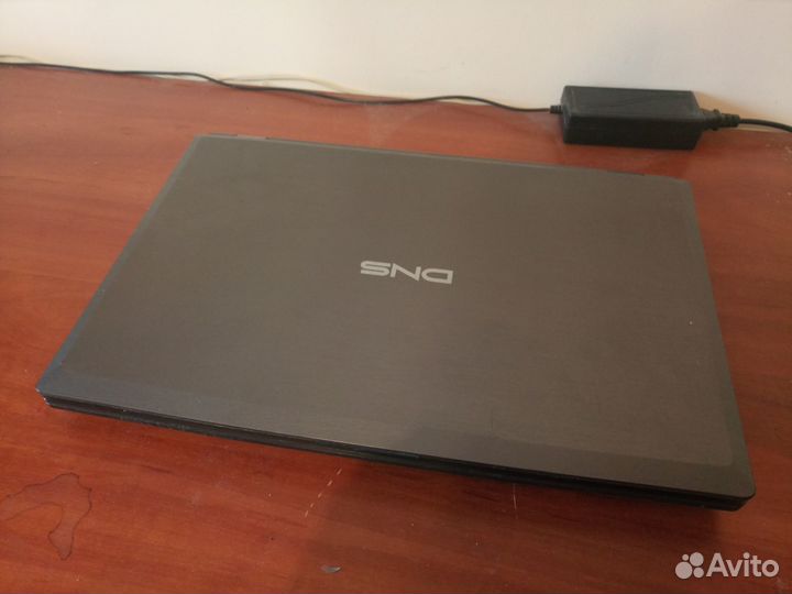 Игровой ноутбук 17.3 на i7 /256 SSD/1тв HDD16g