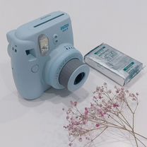 Polaroid Instax mini 8 + картридж 10 фото