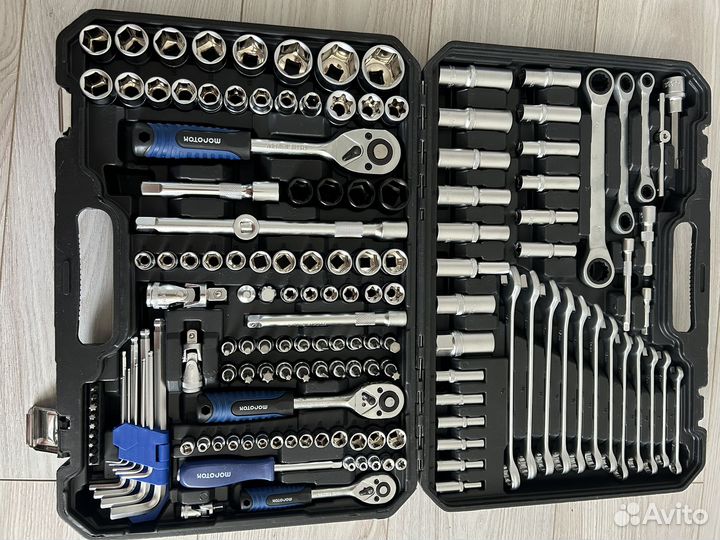 Набор инструментов 151 предмет в кейсе