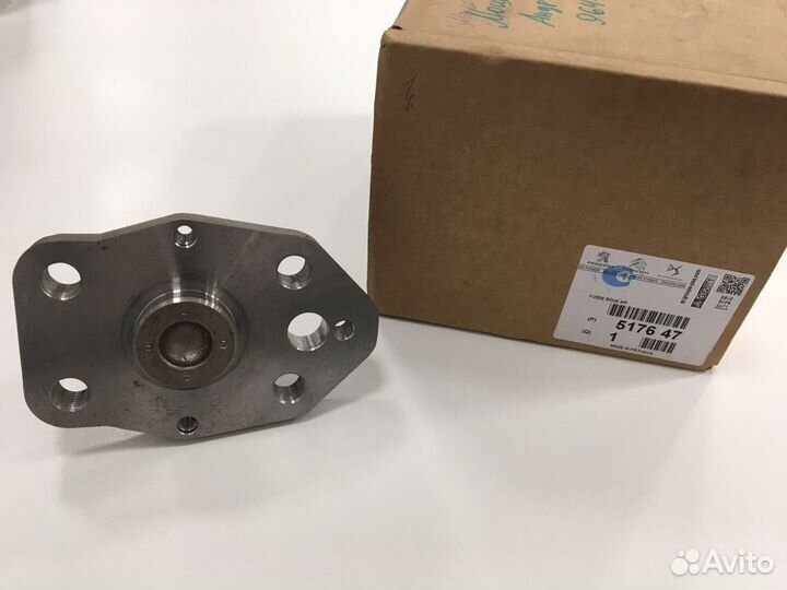 Цапфа заднего колеса Пежо/Ситроен