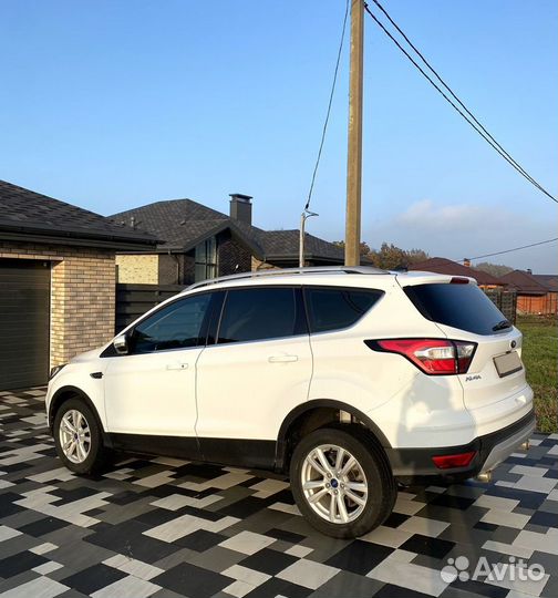 Ford Kuga 2.5 AT, 2018, 60 000 км