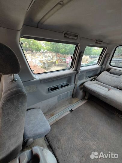 Mazda Bongo Friendee 2.5 AT, 2001, 236 396 км