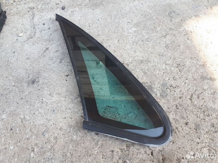 Стекло кузовное глухое левое Chevrolet Lacetti