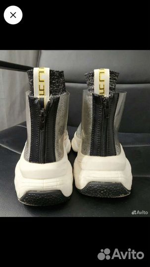 Кроссовки женские 38 39