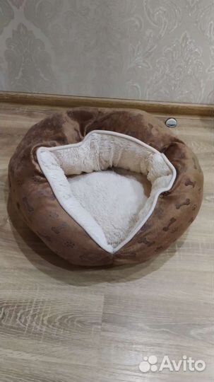 Лежанка для собак и кошек в отличном состоянии