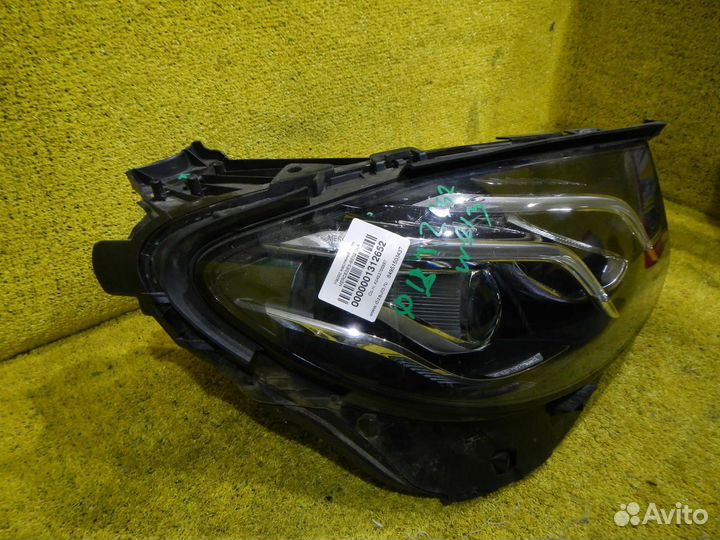 Фара правая Mercedes-Benz E-Class