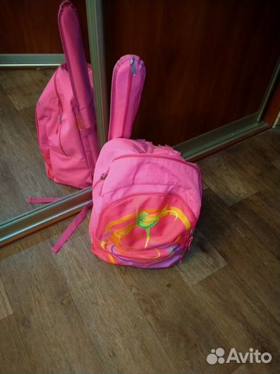 Рюкзак и предметы для художественной гимнастики