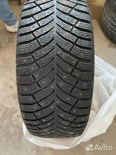 Michelin Agilis X-Ice North 235/45 R18