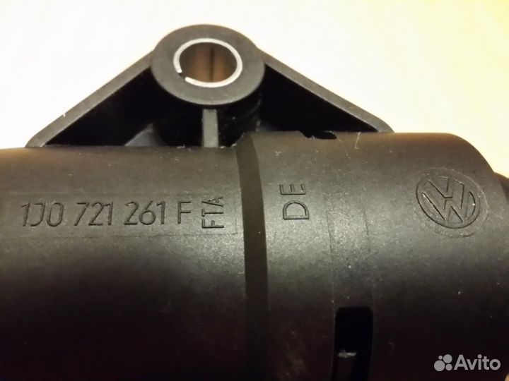 Рабочий цилиндр сцепления 1J0721261F