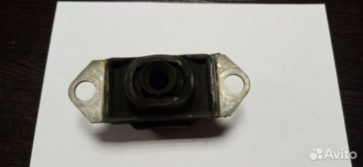 Рено логан 1 подушка кпп 8кл