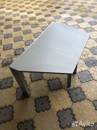 Подставка для телевизора