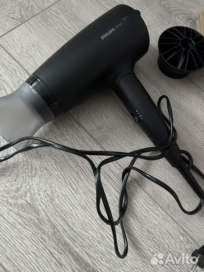 Фен Philips