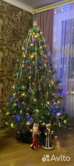 Елка искусственная 210 бу