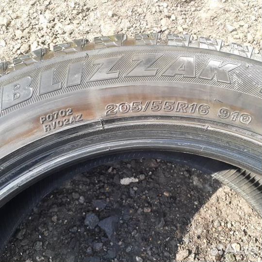 Bridgestone Blizzak Revo2 205/55 R16