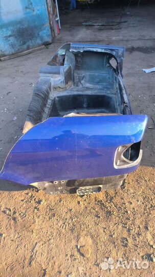 Задняя часть Audi 100c4 A6C4 седан