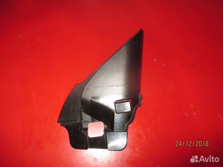 Крышка зеркала внутренняя правая Nissan X-Trail