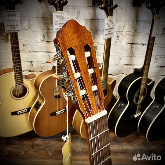 Классическая гитара 4/4 Cort AC100DX-YT