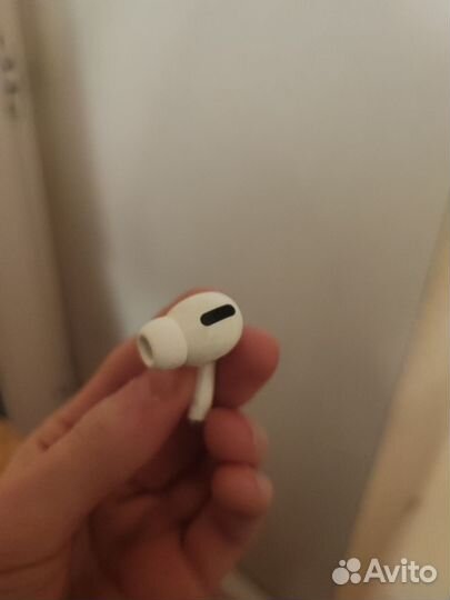 Наушник airpods pro