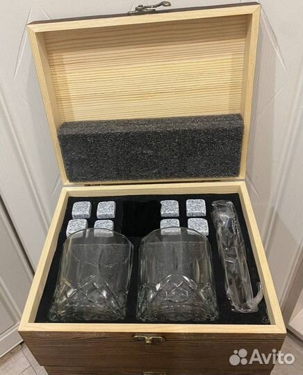 Подарочный набор для виски новый