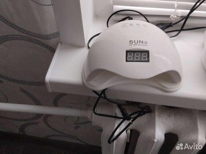 Лампа для ногтей