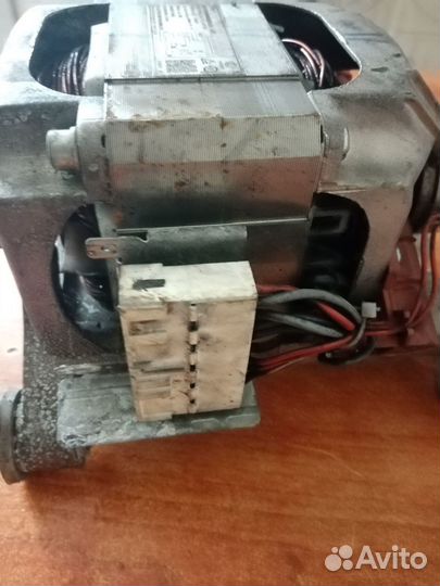 Двигатель стиральной машины