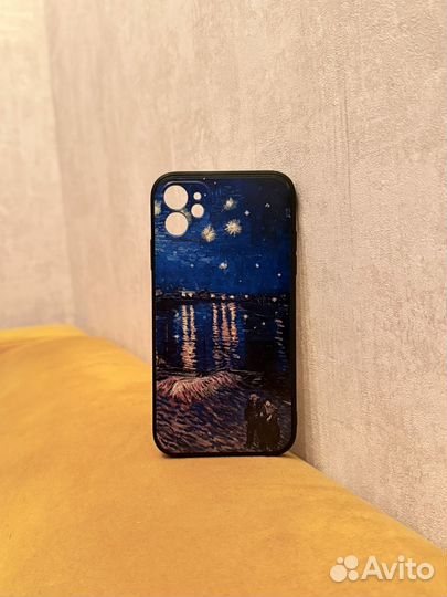 Чехол на iPhone 11