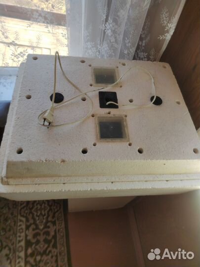 Инкубатор для яиц автоматический бу