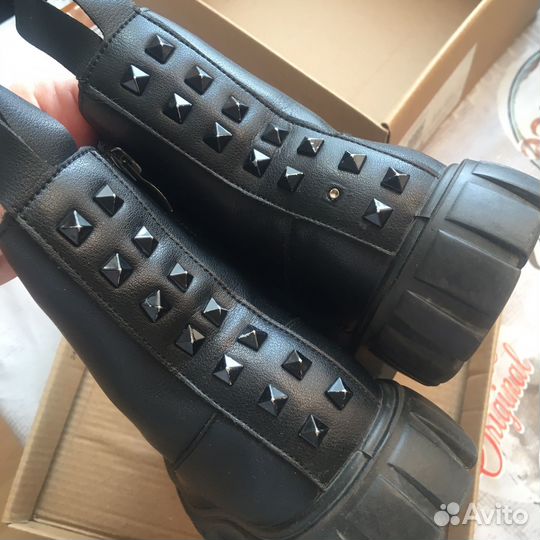 Ботинки для девочки