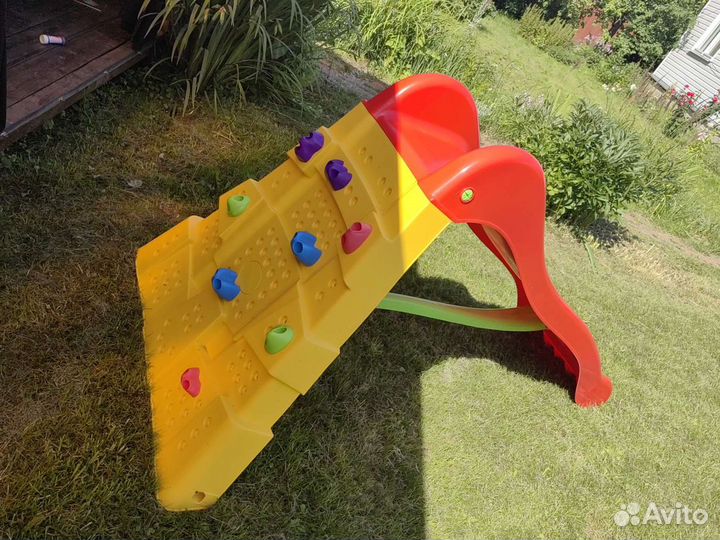 Детский игровой центр с горкой