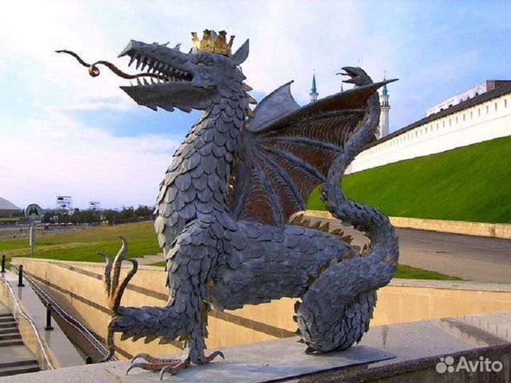 Скульптура зилант оригинал