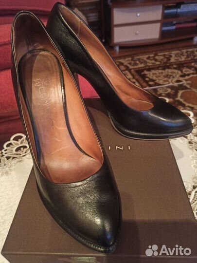 Туфли женские Италия