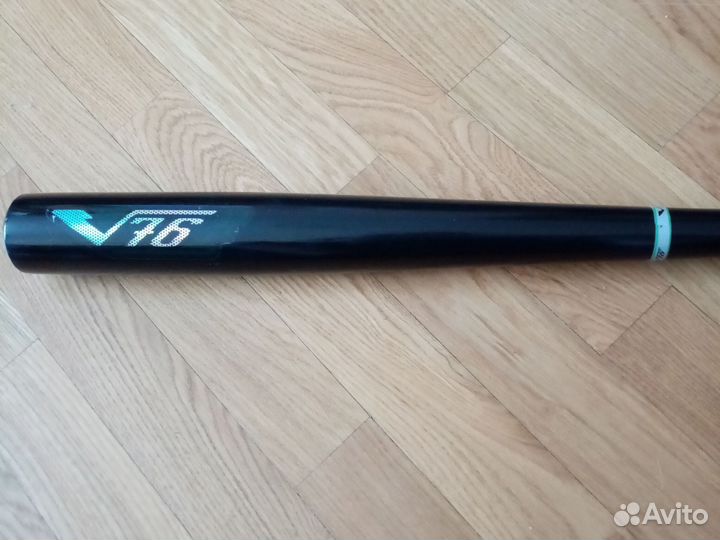 Бейсбольная бита