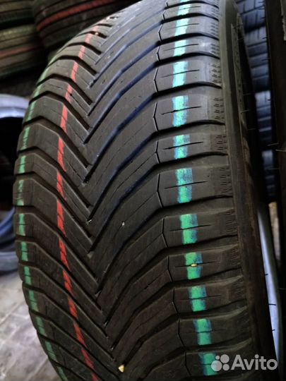 Michelin CrossClimate SUV 225/45 R19 96W