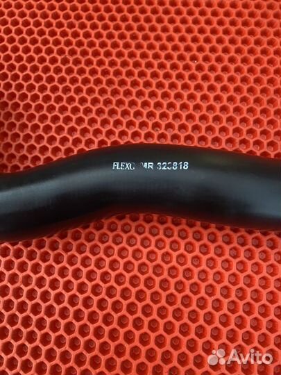 Патрубок радиатора нижний АКПП Mitsubishi Carisma