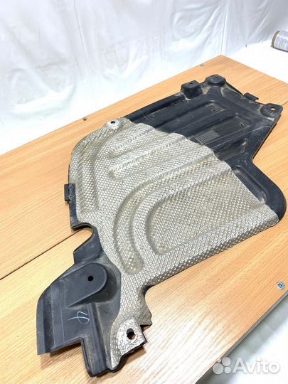 Защита днища Bmw X5 G05 задняя левая оригинал б/у