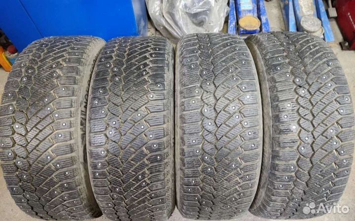 Gislaved Nord Frost 200 215/55 R16 97T