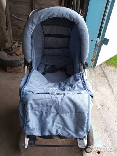 Детская коляска