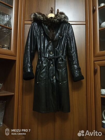Кожаная дубленка женская