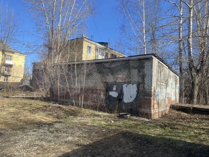 Гараж