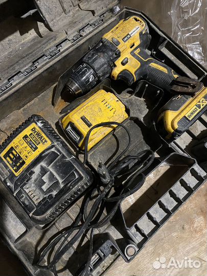 Шуруповерт dewalt 777 бу не рабочий на запчасти