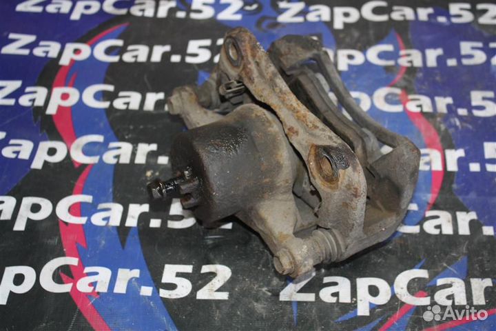 Суппорт передний правый Хендай i30