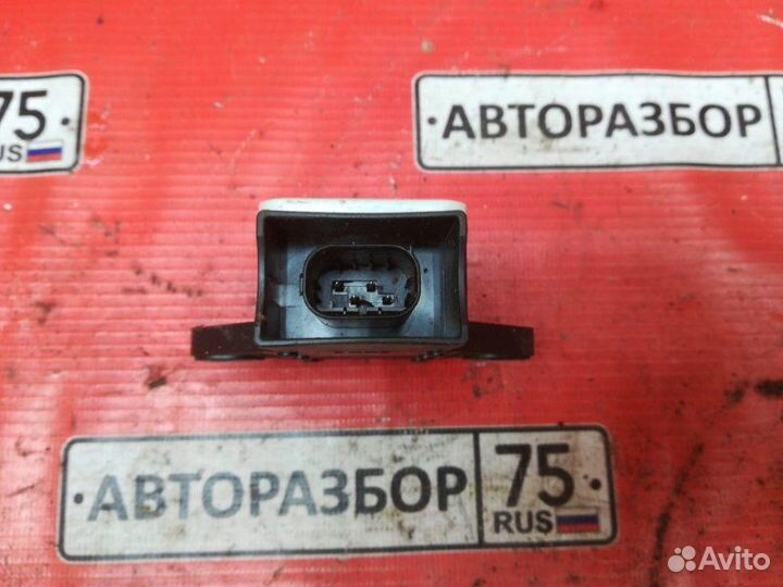 Датчик ускорения Infiniti G35 V36 VQ35HR 2008