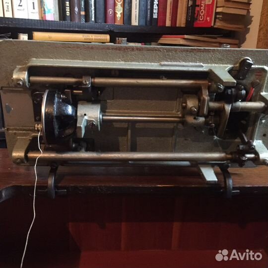 Швейная машина Минерва