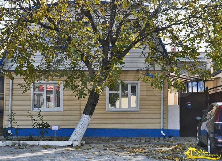 Комната 18 м² в 5-к., 1/2 эт.