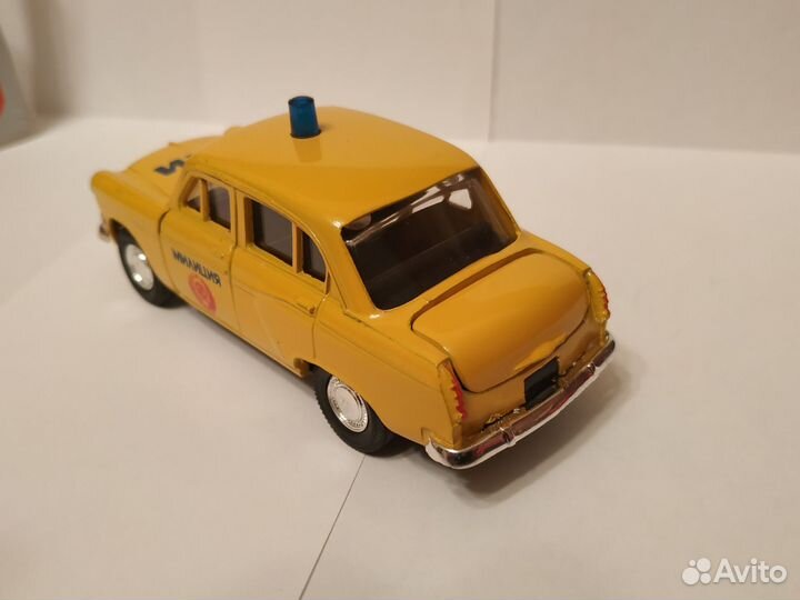 Москвич 403 гаи жёлтый 1/43