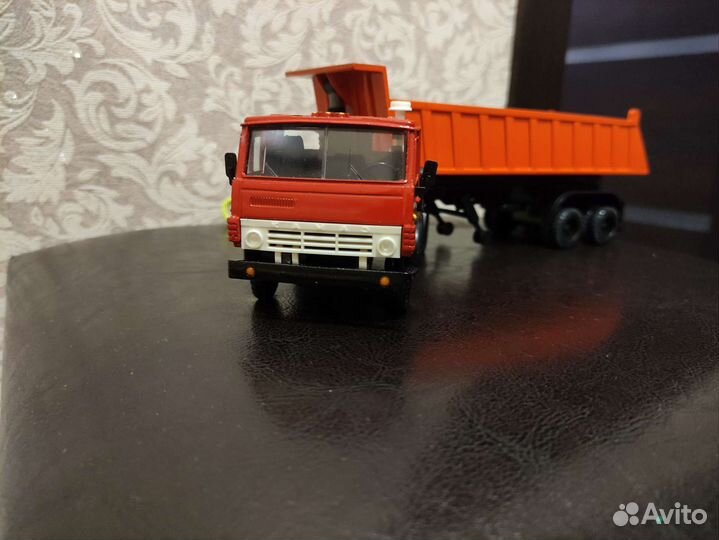 Камаз-5410 седельный тягач + полуприцеп самосвал